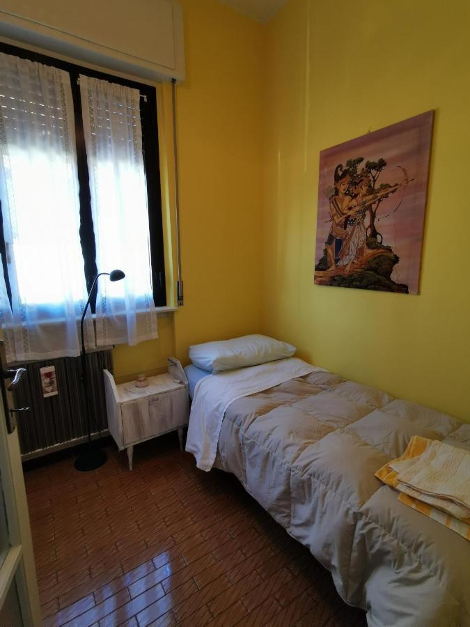 Grandma'S Garden House Vila Angera Exterior foto