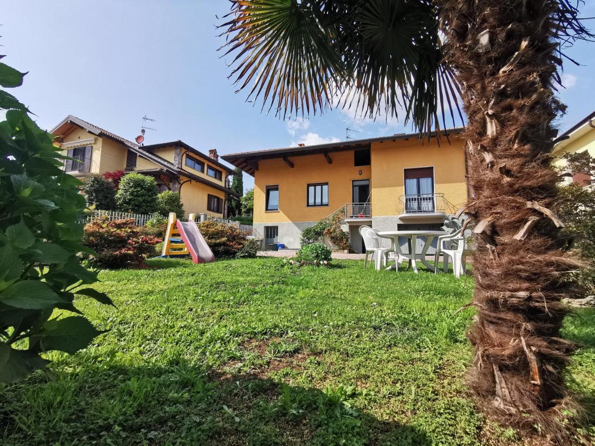 Grandma'S Garden House Vila Angera Exterior foto