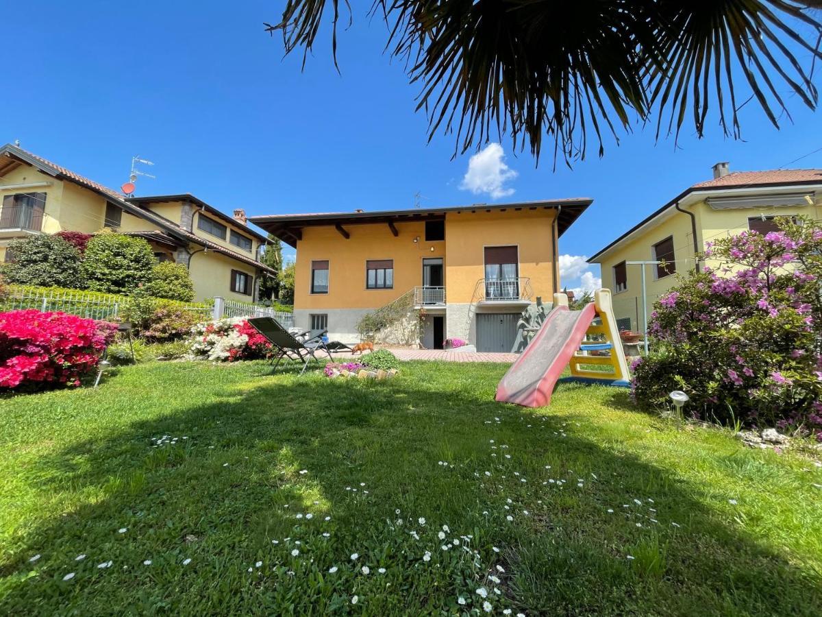 Grandma'S Garden House Vila Angera Exterior foto