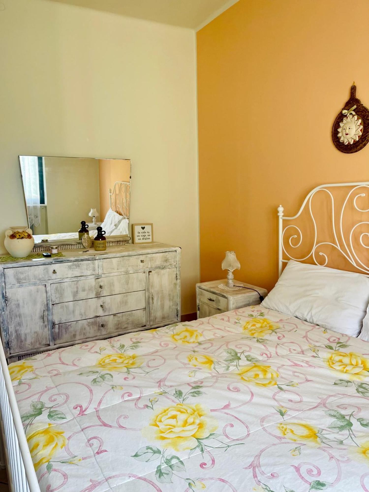 Grandma'S Garden House Vila Angera Exterior foto